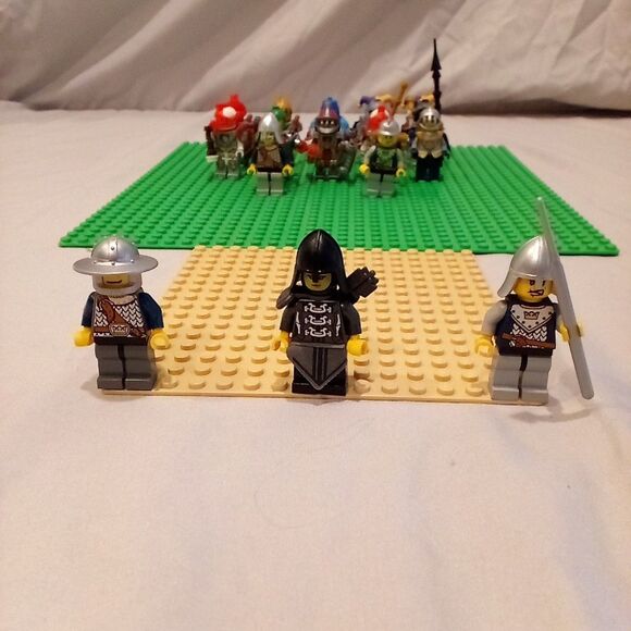 LEGO 28 Nexo Knights Minifigures Gargoyle Jesters Wood Nymphs - Picture 5 of 9